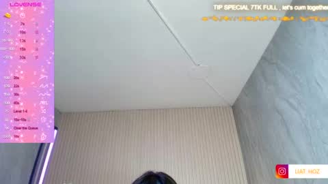 Snapshot of liat_hoz chatting on 07-15-26, 03:06 Dani online show from 07-15-26, 03:06