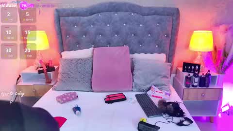 Snapshot of liateylor chatting on 06-02-26, 07:16 Lia online show from 06-02-26, 07:16