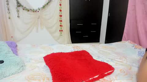 Snapshot of liawatson chatting on 02-12-25, 03:05 Lia online show from 02-12-25, 03:05