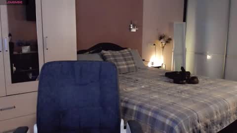 Libby online show from 11-03-25, 11:22