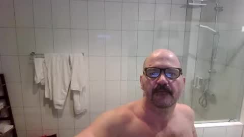 Cockcentric online show from 10-15-25, 08:14