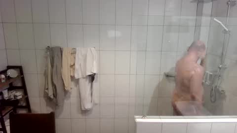 Cockcentric online show from 10-19-25, 03:45