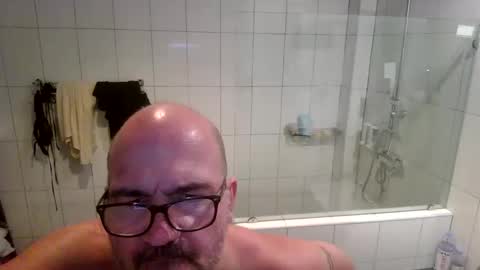 Cockcentric online show from 10-27-25, 09:24