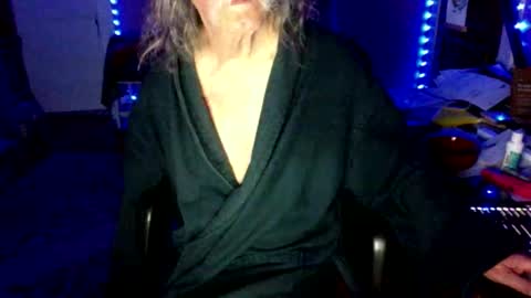 LickYourYoni online show from 10-28-25, 02:42