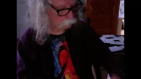 Snapshot of lickyouryoni chatting on 05-25-26, 03:23 LickYourYoni online show from 05-25-26, 03:23