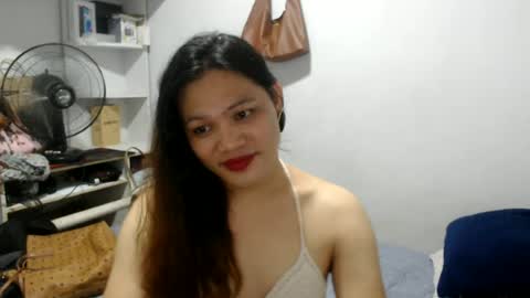 Snapshot of liebewendy2026 chatting on 06-14-26, 02:30 liebewendy2026 online show from 06-14-26, 02:30