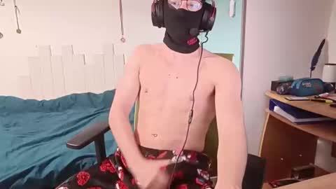 Snapshot of liegar606011 chatting on 02-03-26, 12:21 liegar606011 online show from 02-03-26, 12:21