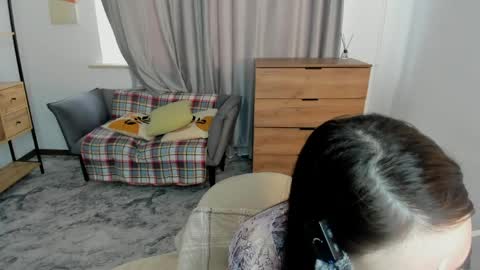 Snapshot of light_my_f1re chatting on 04-19-26, 07:07 Melissa online show from 04-19-26, 07:07