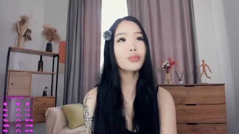Snapshot of light_my_f1re chatting on 06-19-26, 07:34 Melissa online show from 06-19-26, 07:34