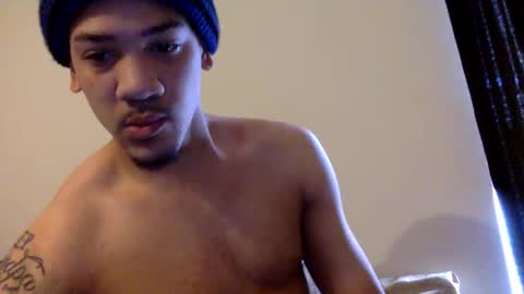 Snapshot of lightskinfreak317 chatting on 02-01-26, 03:21 CUM HAVE FUN HELP ME CUM online show from 02-01-26, 03:21