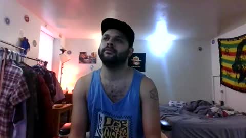 Snapshot of lightskinned666 chatting on 12-21-25, 04:58 lightskinned666 online show from 12-21-25, 04:58