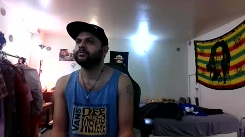 Snapshot of lightskinned666 chatting on 12-22-25, 07:00 lightskinned666 online show from 12-22-25, 07:00