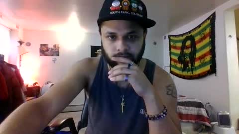 Snapshot of lightskinned666 chatting on 01-05-26, 06:55 lightskinned666 online show from 01-05-26, 06:55