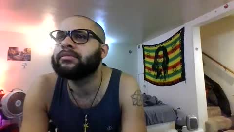 Snapshot of lightskinned666 chatting on 01-18-26, 06:44 lightskinned666 online show from 01-18-26, 06:44