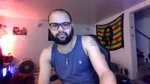 Snapshot of lightskinned666 chatting on 02-06-26, 06:22 lightskinned666 online show from 02-06-26, 06:22