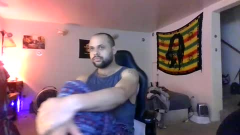 Snapshot of lightskinned666 chatting on 04-03-26, 04:38 lightskinned666 online show from 04-03-26, 04:38