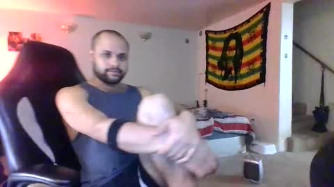 Snapshot of lightskinned666 chatting on 04-05-26, 01:14 lightskinned666 online show from 04-05-26, 01:14