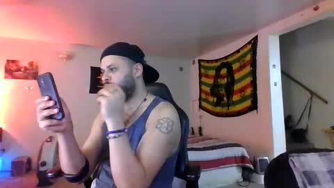 Snapshot of lightskinned666 chatting on 04-07-26, 03:40 lightskinned666 online show from 04-07-26, 03:40