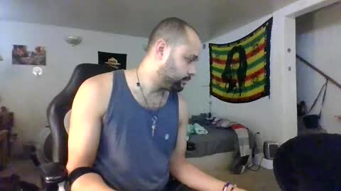 Snapshot of lightskinned666 chatting on 04-07-26, 04:18 lightskinned666 online show from 04-07-26, 04:18