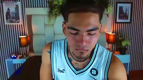 Lihan online show from 11-17-25, 01:17