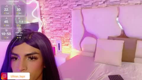 Snapshot of lihian_tay chatting on 09-16-25, 03:40 LIHIAN online show from 09-16-25, 03:40