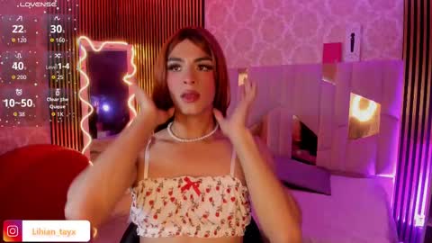 Snapshot of lihian_tay chatting on 10-11-25, 03:28 LIHIAN online show from 10-11-25, 03:28