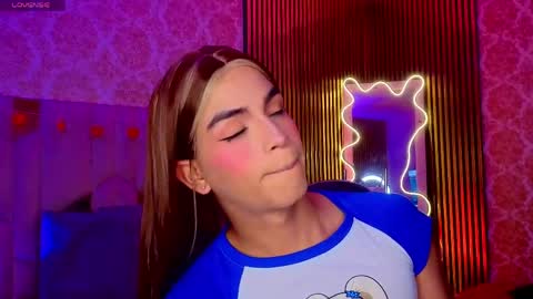 LIHIAN online show from 04-15-26, 01:07