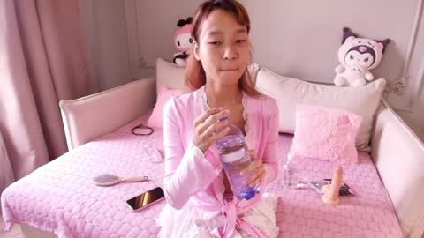 Lihn Pham online show from 04-04-26, 03:05