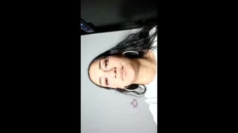 Snapshot of liia__strong chatting on 10-12-25, 09:03 LIIA online show from 10-12-25, 09:03