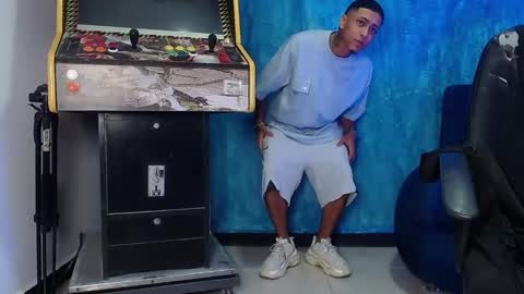 Daniel online show from 01-30-25, 01:21