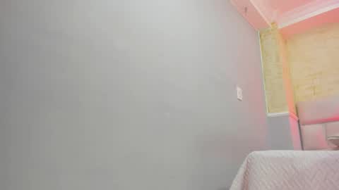 L I I A M online show from 02-26-25, 05:42