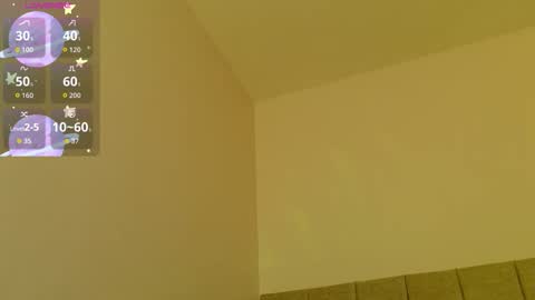 Snapshot of liiamluna chatting on 12-14-25, 09:03 Liiam Luna online show from 12-14-25, 09:03