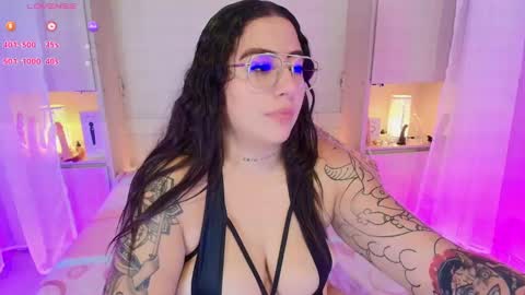         online show from 02-10-25, 02:48