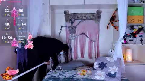         online show from 10-25-25, 11:40