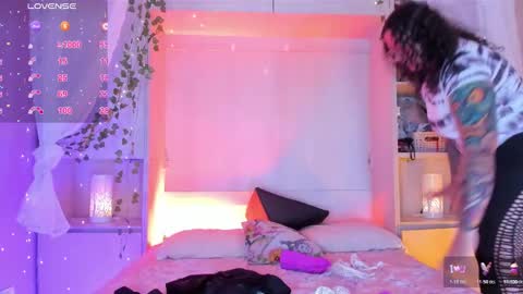         online show from 02-03-26, 11:54