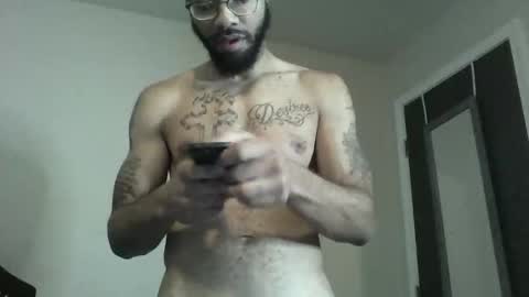 Snapshot of liightskinlover chatting on 12-01-25, 05:51 liightsinlover online show from 12-01-25, 05:51