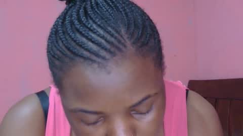 Snapshot of liilcutiee chatting on 10-11-25, 11:03 Lily online show from 10-11-25, 11:03