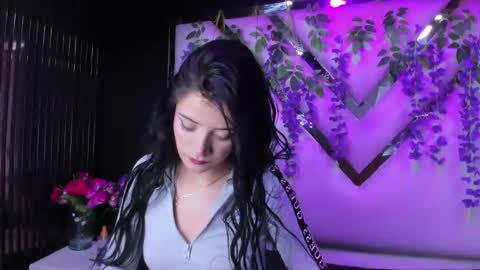 Brittany online show from 04-06-26, 03:24