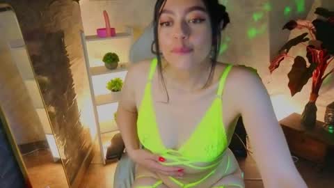 Snapshot of liisa_thompson_ chatting on 05-29-26, 01:42 liisa_thompson_ online show from 05-29-26, 01:42