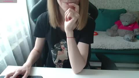 Liissax online show from 06-05-26, 03:51