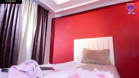 Snapshot of liivy_ chatting on 06-13-26, 02:59 liivy_ online show from 06-13-26, 02:59