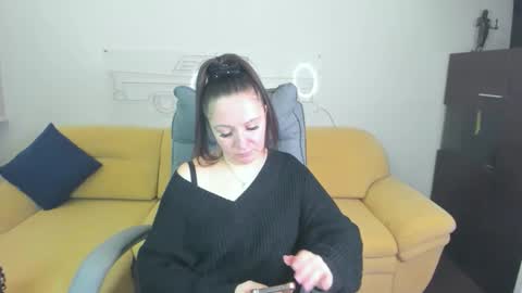 Snapshot of likaa_likaa chatting on 02-03-26, 04:45 Lika online show from 02-03-26, 04:45