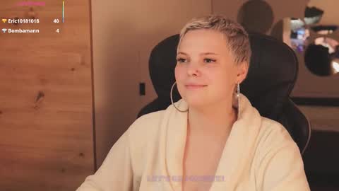 likaaberry online show from 11-29-25, 11:08