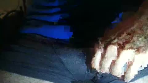 Snapshot of likehockey1234 chatting on 10-22-25, 04:02 likehockey1234 online show from 10-22-25, 04:02