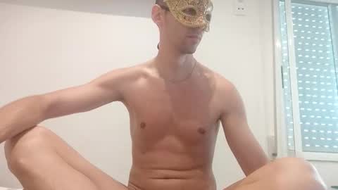 Snapshot of likeme175 chatting on 10-20-25, 11:32 likeme175 online show from 10-20-25, 11:32