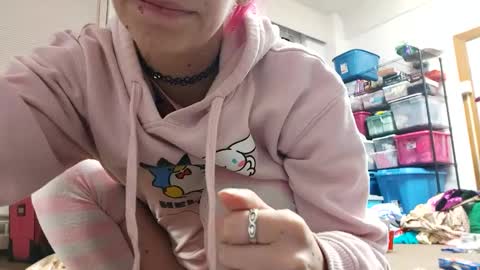 LikeMyAshe online show from 12-17-24, 06:35