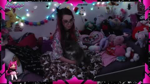 LikeMyAshe online show from 01-14-25, 09:56