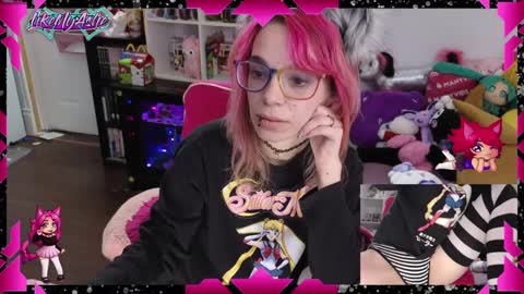 LikeMyAshe online show from 09-26-25, 01:20