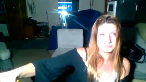 Snapshot of likerightnow chatting on 05-01-26, 09:58 likerightnow online show from 05-01-26, 09:58