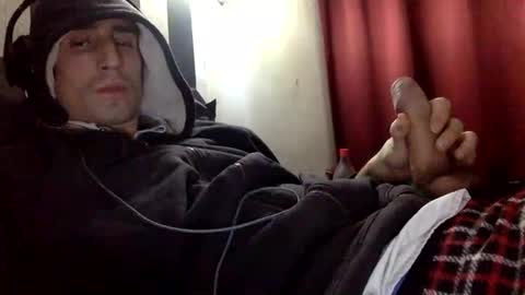 likewhatchasee online show from 12-19-25, 11:23